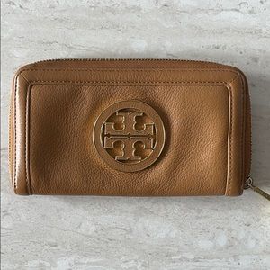 Tory Burch Wallet